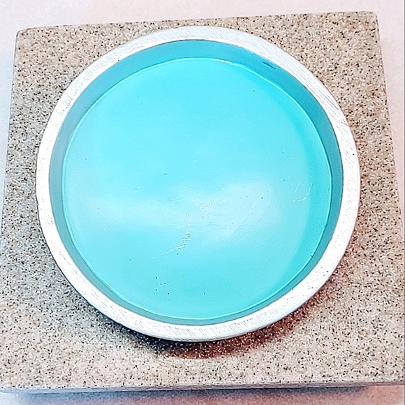 BEJEWELED VINTAGE HEAVY RESIN TRINKET BOX MADE IN FRANCE - Picture 4 of 7